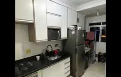 Imagem: O apartamento possui 2 Dormitórios, 1 Banheiro, 1 Vaga na garagem