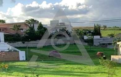 Imagem: O terreno possui 1.053m² de Área e está localizado em Loteamento