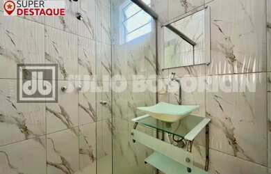 Imagem 8: Rua João Lira quadra da praia pronto para entrar e ser feliz