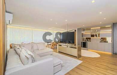 Imagem: O apartamento possui 3 Dormitórios, 5 Banheiros, 3 Vagas na