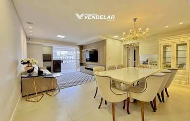 Imagem: O apartamento possui 3 Dormitórios, 3 Banheiros, 2 Vagas na