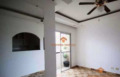 Imagem: O apartamento possui 3 Dormitórios, 1 Banheiro, 1 Vaga na garagem