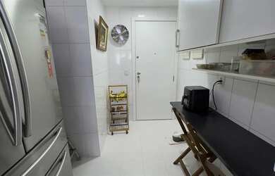 Imagem 9: Apartamento 4 quartos sendo 2 suítes, sol da manhã, frontal lagoa -...