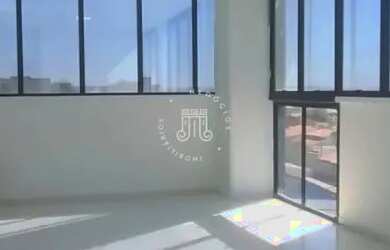 Imagem: O apartamento possui 2 Banheiros, 1 Vaga na garagem, 150m²