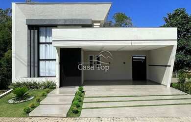 Imagem: A casa em condomínio possui 2 Dormitórios, 3 Banheiros, 2