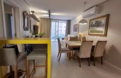 Imagem: O apartamento possui 3 Dormitórios, 3 Banheiros, 2 Vagas na