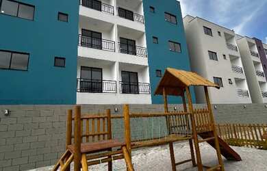 Imagem: O apartamento possui 2 Dormitórios, 1 Banheiro, 1 Vaga na garagem