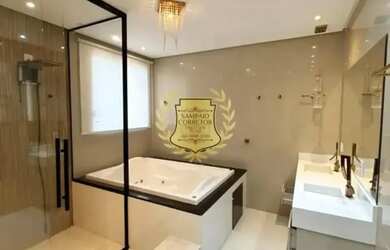 Imagem: A casa em condomínio possui 5 Dormitórios, 4 Banheiros, 4