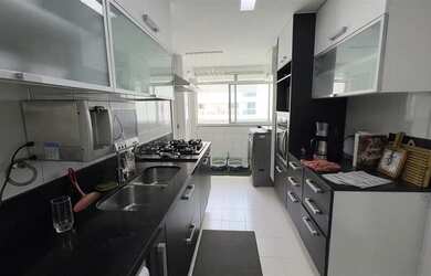 Imagem 8: Apartamento 4 quartos sendo 2 suítes, sol da manhã, frontal lagoa -...