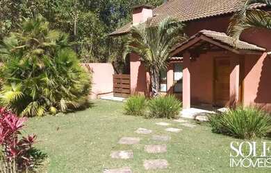 Imagem: A casa em condomínio possui 4 Dormitórios, 3 Banheiros, 2