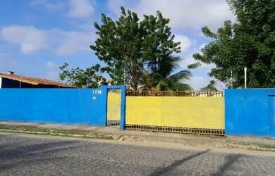 Imagem: A casa possui 2 Dormitórios, 1 Banheiro e 80m² de Área e