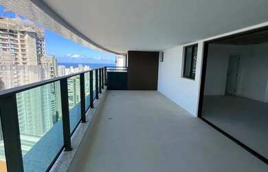 Imagem: O apartamento possui 4 Dormitórios, 5 Banheiros, 4 Vagas na