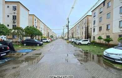 Imagem: O apartamento possui 2 Dormitórios, 1 Banheiro, 1 Vaga na garagem