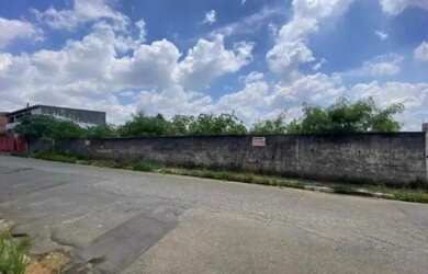 Imagem: O terreno possui 452m² de Área e está localizado em Jardim