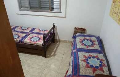 Imagem: O apartamento possui 1 Dormitório, Acomodam 6 pessoas, 1 Vaga