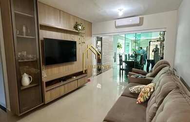 Imagem: A casa em condomínio possui 3 Dormitórios, 2 Banheiros, 2