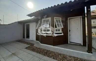 Imagem: A casa possui 3 Dormitórios, 1 Banheiro, 48m² de Área e