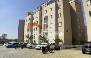 Imagem: O apartamento possui 3 Dormitórios, 1 Banheiro, 1 Vaga na garagem