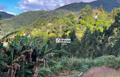 Imagem: O terreno possui 830m² de Área e está localizado em Cascatinha