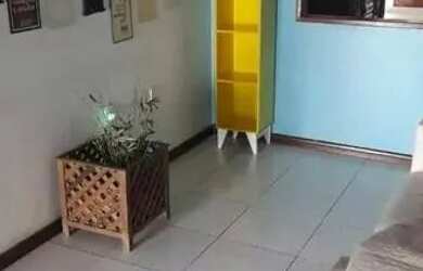 Imagem: A casa possui 4 Dormitórios, 3 Banheiros, 3 Vagas na garagem