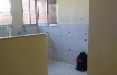 Imagem: A kitnet possui 1 Dormitório, 1 Banheiro e está localizado