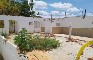 Imagem 3: Terreno à venda no Bairro Cosme e Damião , Petrolina-PE