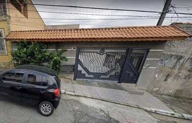 Imagem: A casa em condomínio possui 2 Dormitórios, 2 Banheiros, 1