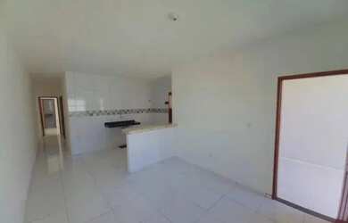 Imagem: A casa possui 2 Dormitórios, 1 Banheiro, 1 Vaga na garagem