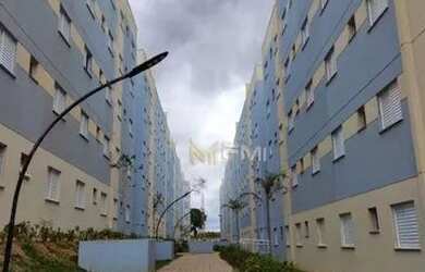 Imagem: O apartamento possui 2 Dormitórios, 1 Banheiro, 1 Vaga na garagem