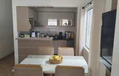 Imagem: A casa possui 2 Dormitórios, 1 Banheiro, 1 Vaga na garagem