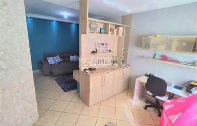 Imagem: A casa possui 2 Dormitórios, 2 Banheiros, 2 Vagas na garagem