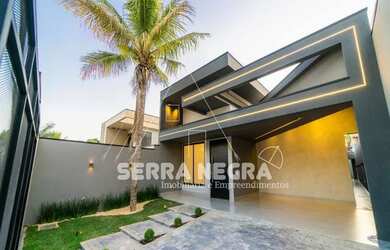 Imagem: A casa em condomínio possui 4 Dormitórios, 5 Banheiros, 4