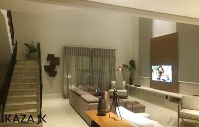 Imagem: A casa possui 4 Dormitórios, 5 Banheiros, 5 Vagas na garagem