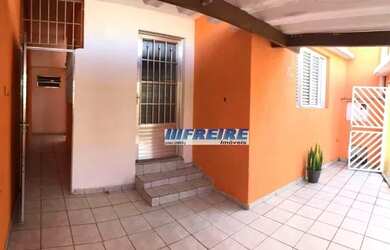 Imagem: A casa possui 3 Dormitórios, 2 Banheiros, 1 Vaga na garagem