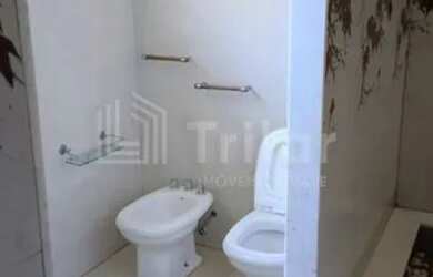 Imagem 13: Linda casa térrea em condomínio com 4 suítes todas com closet e 2 delas...