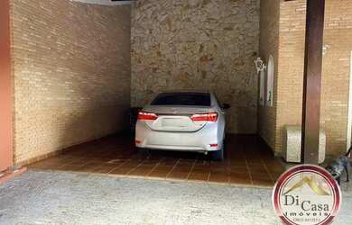 Imagem 5: Casa de Alto Padrão, Vila Santista, lazer com piscina e campo de futebol