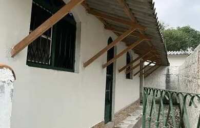 Imagem: A casa possui 1 Dormitório, 1 Banheiro e está localizado