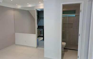 Imagem: A casa possui 2 Dormitórios, 1 Banheiro, 1 Vaga na garagem