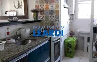 Imagem: O apartamento possui 2 Dormitórios, 2 Banheiros, 1 Vaga na