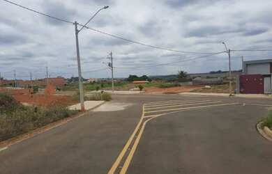 Imagem: O terreno possui 274m² de Área e está localizado em Reserva