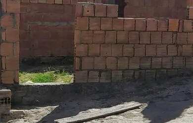 Imagem 1: Vendo este terreno ou troco por moto valor 10 mil ficA no coliseu 2 jorge...