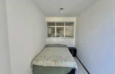 Imagem 15: Kitnet a venda no Centro. Varanda, 49m² de Área, 1 Banheiroe1 Dormitório