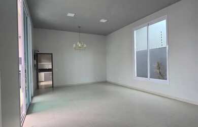 Imagem 7: Casa Sobrado. Piscina, Churrasqueira, Ar-condicionadoeGuarda roupa