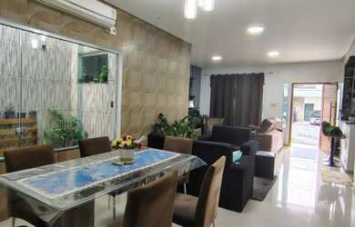 Imagem: A casa em condomínio possui 3 Dormitórios, 5 Banheiros, 2