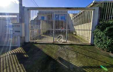 Imagem: A casa possui 2 Dormitórios, 1 Banheiro, 1 Vaga na garagem