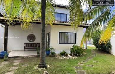 Imagem: A casa possui 4 Dormitórios, 3 Banheiros, 3 Vagas na garagem