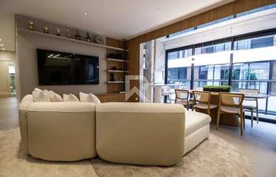 Imagem: O apartamento possui 3 Dormitórios, 2 Banheiros, 1 Vaga na