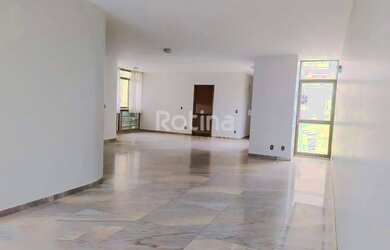 Imagem: O apartamento possui 3 Dormitórios, 3 Banheiros, 1 Vaga na