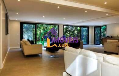 Imagem: A casa em condomínio possui 5 Dormitórios, 5 Banheiros, 5