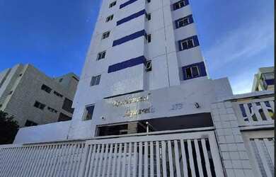 Imagem: O apartamento possui 3 Dormitórios, 2 Banheiros, 2 Vagas na